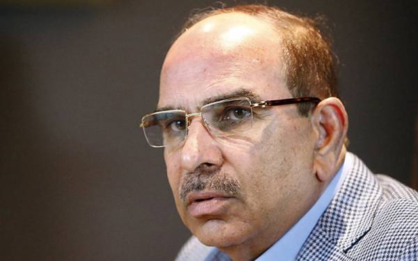 Malik Riaz once again came to the field