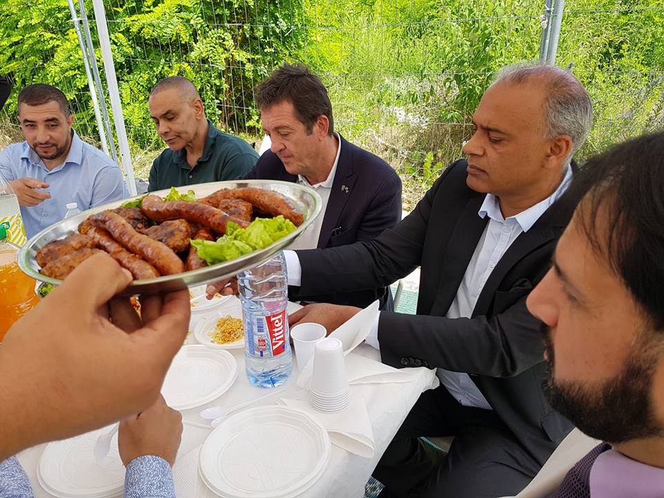 PARIS, MUSLIM, FEDERATION, OF, LAW CORNEU, ARRANGED, EID, MILAN, PARTY, REPORT, A K RAO