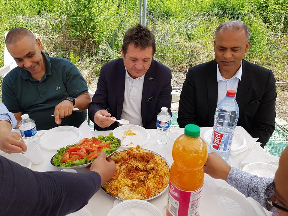 PARIS, MUSLIM, FEDERATION, OF, LAW CORNEU, ARRANGED, EID, MILAN, PARTY, REPORT, A K RAO