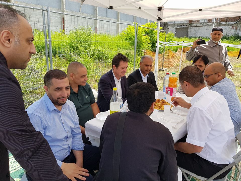 PARIS, MUSLIM, FEDERATION, OF, LAW CORNEU, ARRANGED, EID, MILAN, PARTY, REPORT, A K RAO