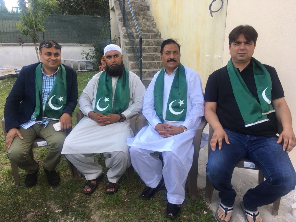 SETH ASLAM, ARRANGED, BAR BQ , PARTY, IN, FAVOR, OF, COUSIN, ASGHAR KHAN, ON, ELECTING, PRESIDENT, PMLN, YOUTH WING, FRANCE, 