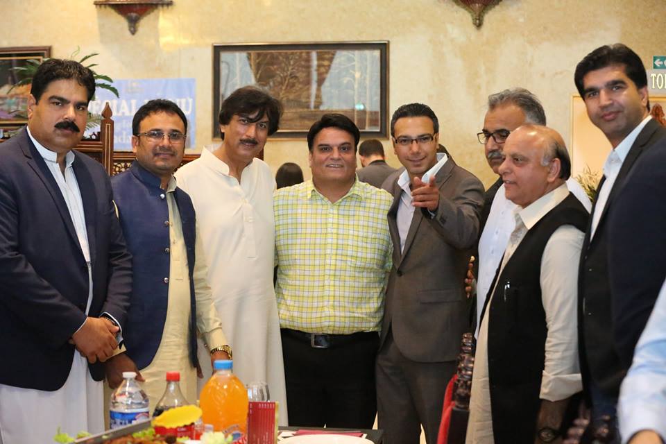 ABRAR KAYANI, BUSINESS MAN, AND, AFZAN SHAHNAWAZ, ARRANGED, AFTAR DINNER, IN, FAVOR, OF, JOURNALIST, COMMUNITY, AT, SHAHNAWAZ, RESTAURANT, PARIS