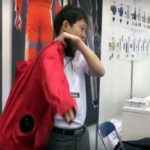 Tremendous heat, Japanese took fans in jackets