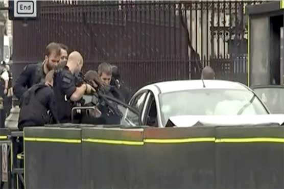 LONDON: The truck collapsed with a barrel of the parliament's cloak