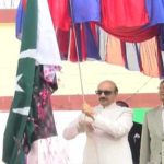 Kashmir flag flagged in Muzaffarabad, President Azad Kashmir laid a national flag