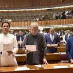 Newly elected MNAs take oath in inaugural session of 15th National Assembly