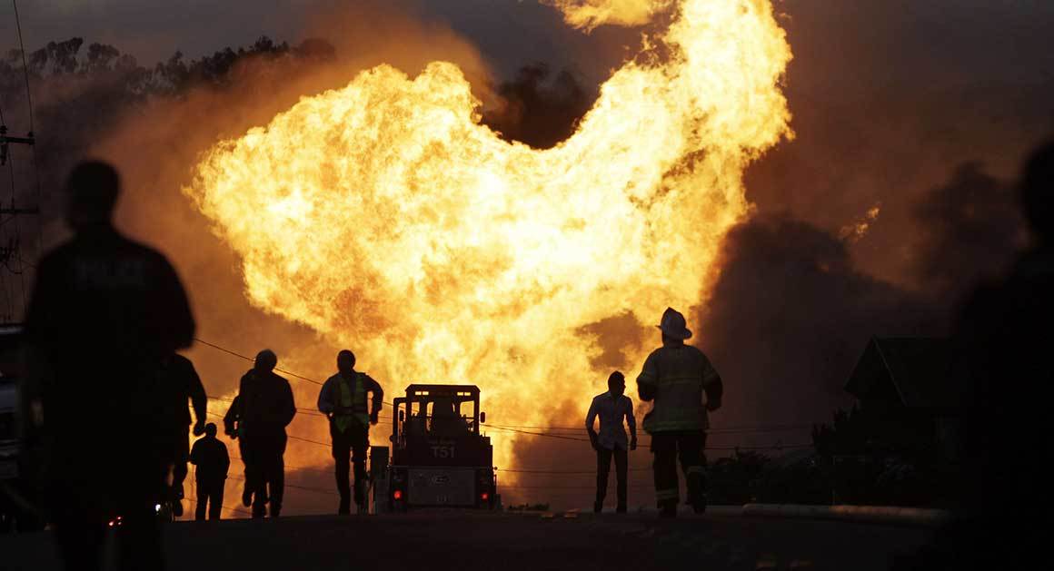 A sudden fire broke out in the gas pipeline in Muree town Numball