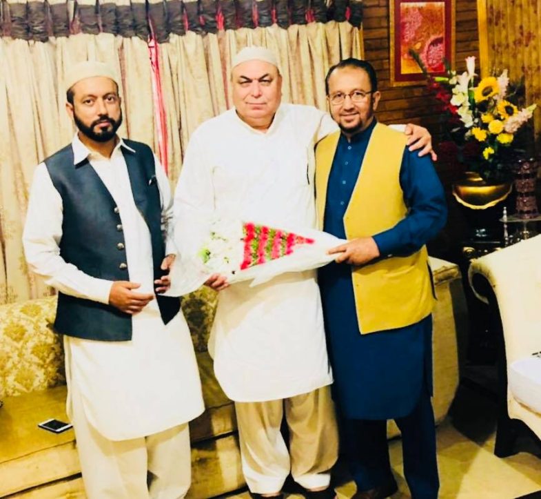 REKNOWN, BUSINESSMAN, QAZI SHAUKAT, MEET, JAVED BUT, EX-PRESIDENT, PMLN, FRANCE, AND, GREETED, ON, HAVING, HAJJ E BAITULLAH SHAREIF, AND, PRAYED, FOR, HIM