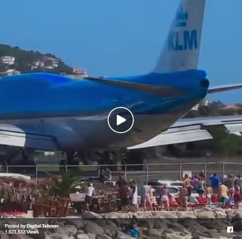 Aeroplane,burst,at,the,beach,St,Martin,airport,and,island,of,Greece
