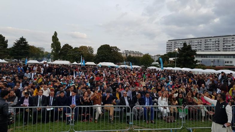 umari baig, reknown, political, and, social, personality, on, successful, Pakistan mela, and, thanked, the, participation, of, PTI, leaders, Ibrar ul Haq, and, senator, faisal javed khan