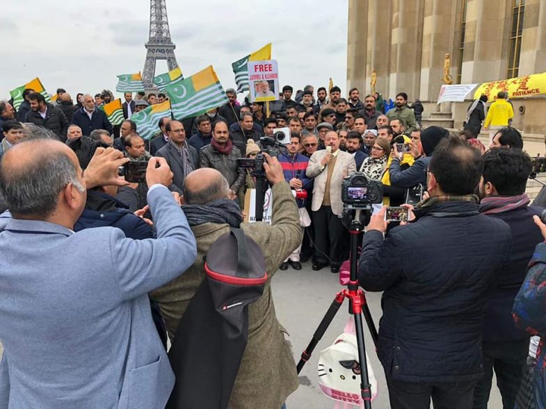 CONSOLIDATION, WITH, KASHMIRIS, OR, TO, ADVERTISE, OWN, TRADING, RAJA HABIB