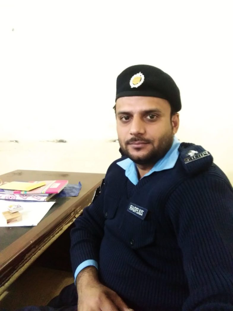 choki, incharge, ASI, ZULIFQAR ALI, ARREST, BURGER, GANG, AT, RAWAT