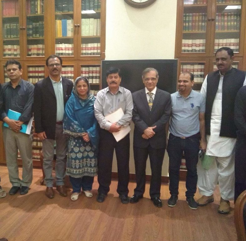 CHIEF JUSTICE, OF ,PAKISTAN, ENTHUSIASTIC, FOR, JOURNALISTS, RIGHTS, IN, PAKISTAN, SAID, IN, SC, KARACHI, REGISTRY