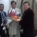 senior, journalists, shakeel qureshi, asghar ali mubarak, azmat ali, meet, newly, elected, general, secretary, anwar raza, and, presented, flowers