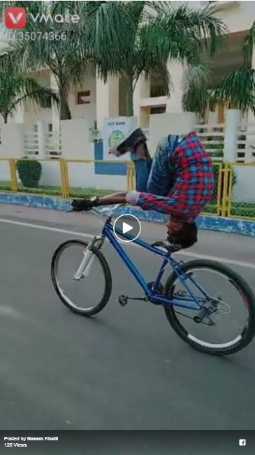 This bike rider is awesome