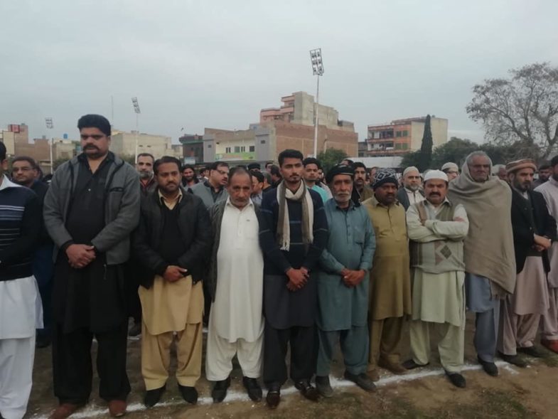 Sheikh abdul khalil, philanthropies, of, lalamusa, edhi of lalamusa, died, today, ch, qamar uz zaman kaira,and, ch. nadeem asghar kaira, participated in funderal, prayer