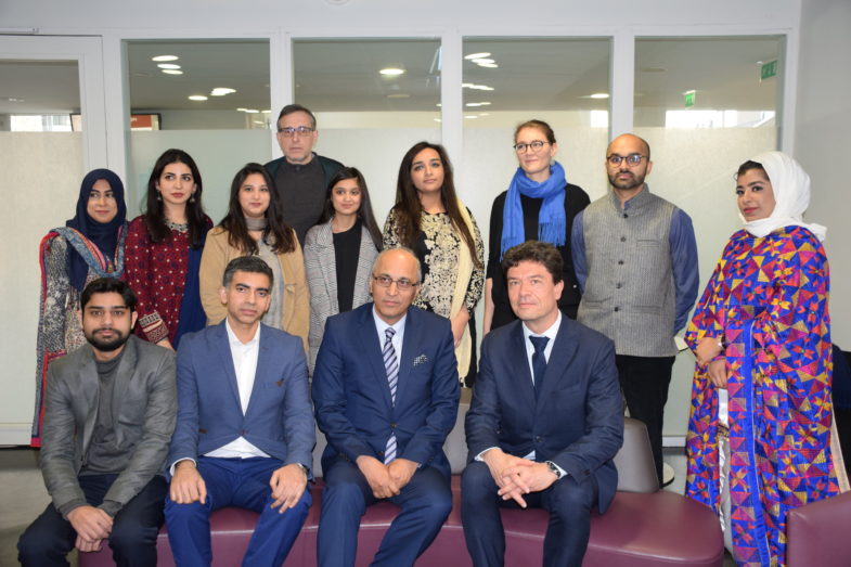 Ambassador of Pakistan to France Mr. Moin ul Haque in a group photo with students and faculty of Urdu Section INALCO