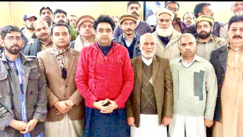 nadem asghar kaira, CHAIRMAN, LOCAL, GOVT, HELD, FAREWELL, FOR, MAQBOOL, AHMED BUTT