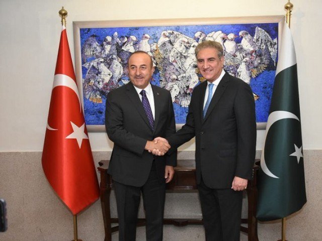 Foreign Minister Shah Mehmood Qureshi telephonic contacts with Turkish Foreign Minister Mevlüt çavuşoğlu