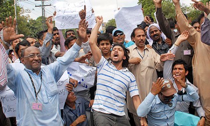 Sui gas non-announcement closure in Gujar Khan citizens threat of closing the GT Road