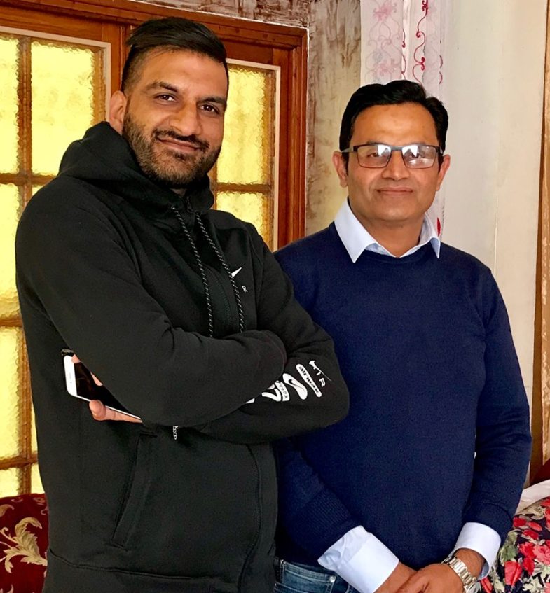 haji bostan khan, father, of, malik ansar Khan, reached, paris, after, completing, visit, of, Pakistan, asghar khan, pmln, france, and, qari farooq ahmed, farooqi, meet, him, at, his, house