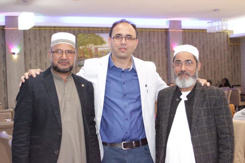 aftar, dinner, in, favor, of, Pakistani, community, by, yasir, khan, senior, leader, PTI, France