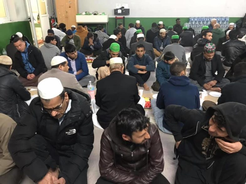 Re known, personality, ch ashfaq jutt, senior, leader, PTI, France, organized, aftaar, dinner, in, favor, of, Pakistani, community