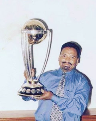 Pakistani, sports, journalist, asghar ali mubarak, shares, the, memories, of, 1996, world, cup, on, his, 50th, birthday