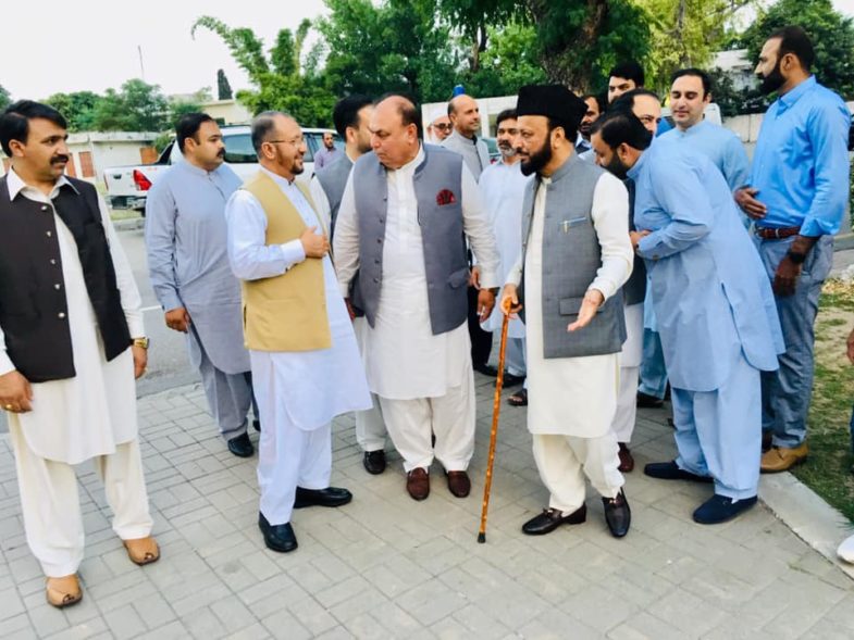 javed, butt, ex-president, pmln, France, arranged, a, Aftar Dinner, at, Rwp, Gymkhana, sahibzada Sajid urRahman, attended, as, Chief Guest