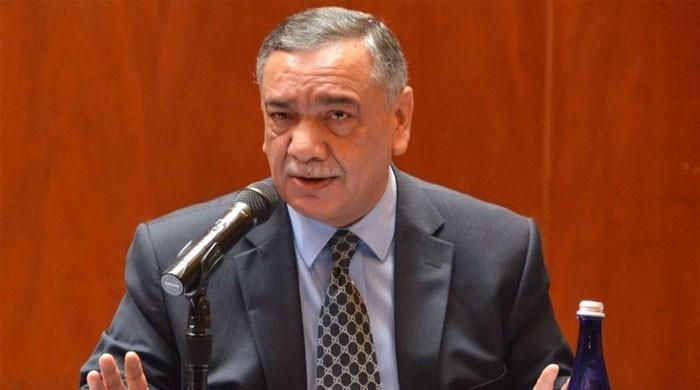 chief justice, of, Pakistan, expressed, his, grave, expression, for, country's, economy