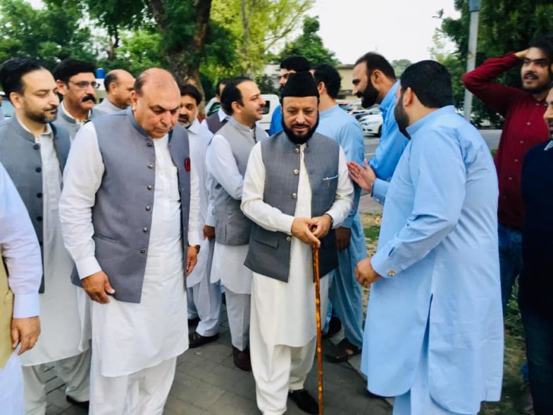 javed, butt, ex-president, pmln, France, arranged, a, Aftar Dinner, at, Rwp, Gymkhana, sahibzada Sajid urRahman, attended, as, Chief Guest