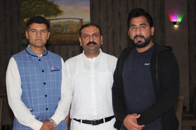 sheikh naimat ullah, arranged, a, grand, dinner, as, a, eid, party,in, favor, of, PTI, France, leaders, and, office, bearers, and, workers