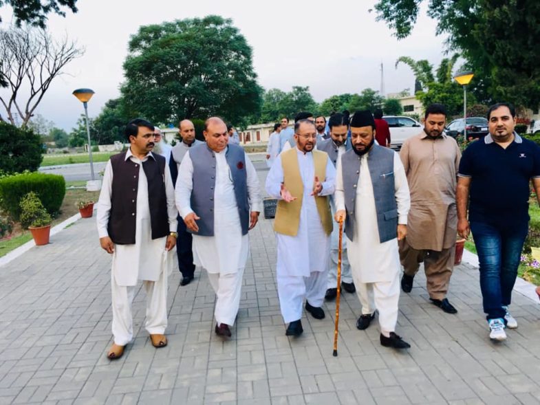 javed, butt, ex-president, pmln, France, arranged, a, Aftar Dinner, at, Rwp, Gymkhana, sahibzada Sajid urRahman, attended, as, Chief Guest