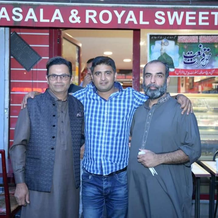 MIRZA SAJID JARRAL, OF, PARIS, RENOWN, BUSINESSMAN, ARRANGED, A , DINNER, IN, FAVOR, OF, HIS, FRIEND, PRESIDENT, OVERSEAS, UNITY, FRANCE, CH. ASHFAQ JUTT 