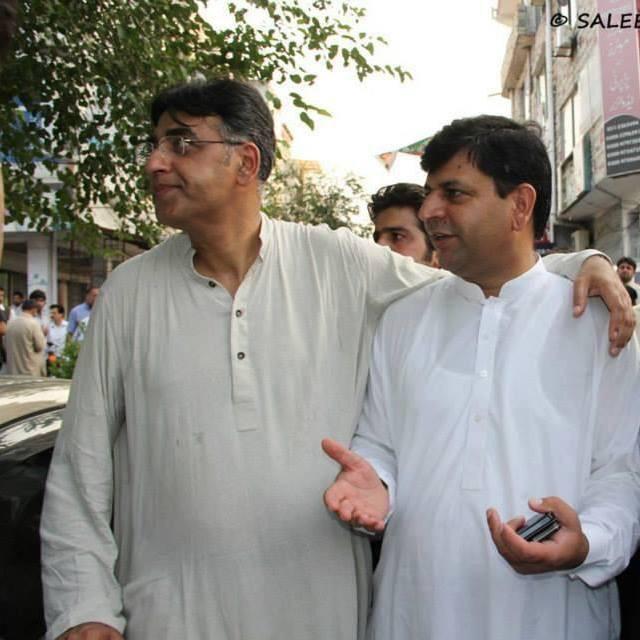 EXECUTIVE, MEMBER, BAIT UL MAAL, SARDAR ZAHID IQBAL, REACHED, PARIS, FOR, PRIVATE, VISIT, WITH, FAMILY, HIS, FRIEND, QARI FAROOQ AHMED FAROOQI, IN, PARIS,WILL, HOST,THE, VISIT