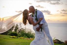 The good news: The Rock also got married in a marriage. Which Husband married her? Please see the photos