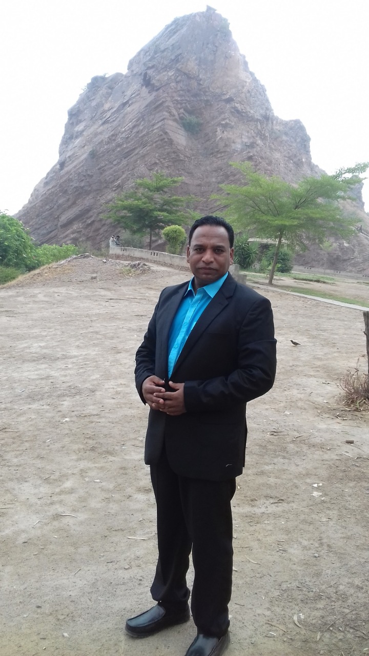 city, of, historians, Sangla Hill, turned, to, ruins, column, by, Asghar Ali Mubarak