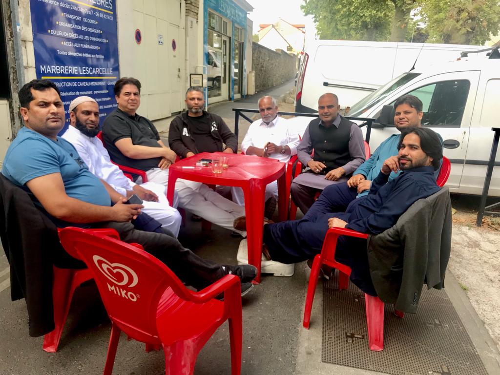 Famous, Kashmiri, Leader, Mirza Sajid Jarral, hosted, a, lunch, in, favor, of, social, and, political, leaders, of, Paris, discussed, Kashmir