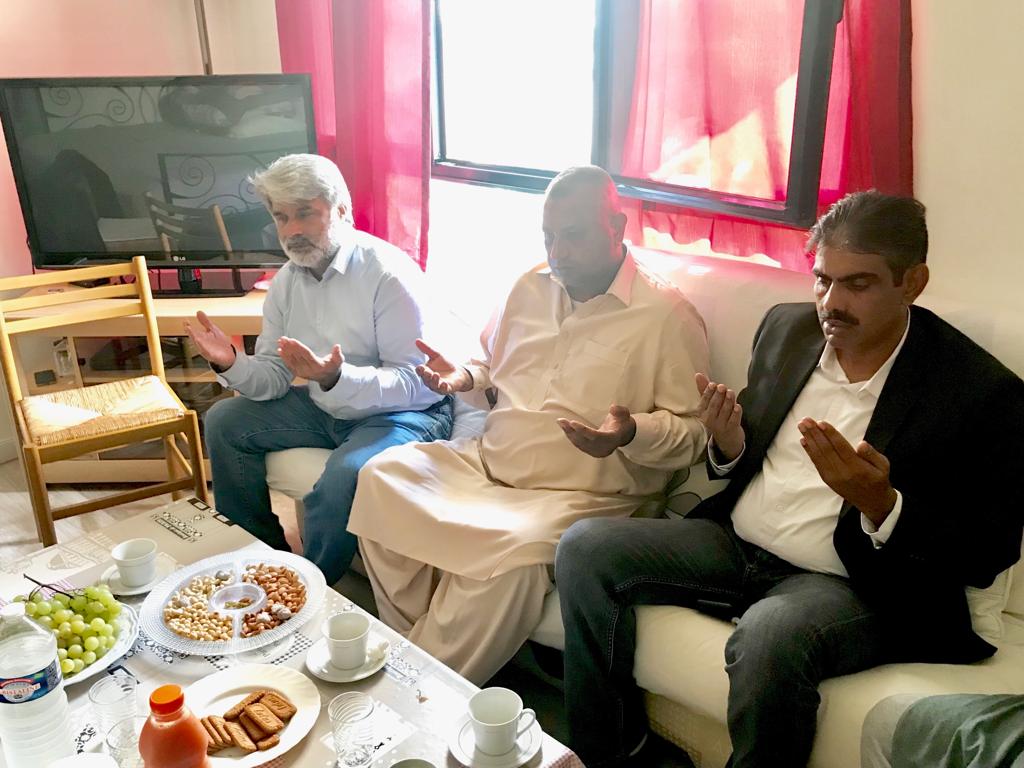 qari farooq ahmed, Ch Shamshad ahmed of Bhaoo Ghaseet pur, Muhammad Afrasiab, and, other, social, and, political, leaders, visited, mirza atiq's, house, for, condolence, on, death, of, his, brother, in, law, and, father, of, mirza farooq
