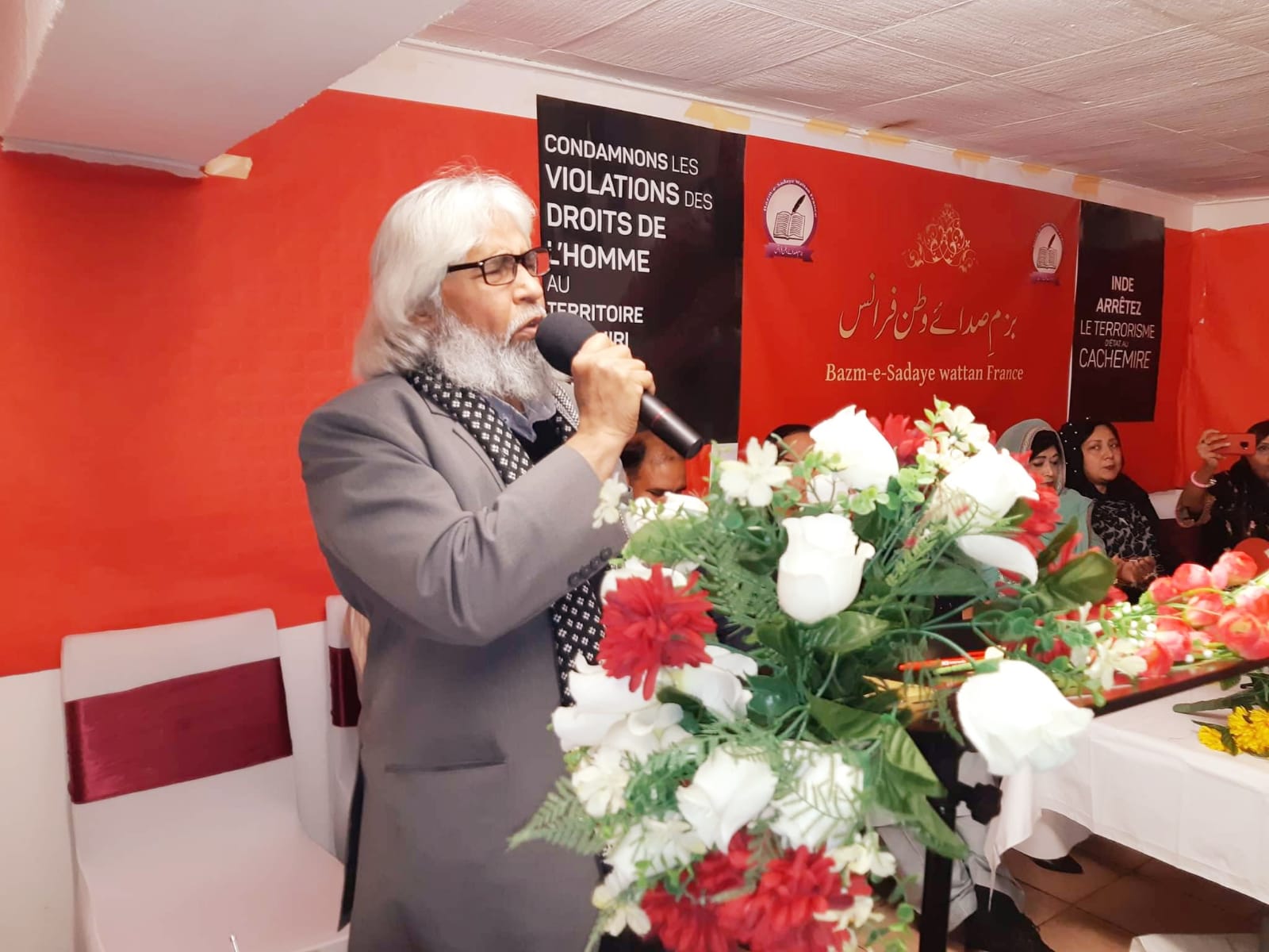 poetry, context, in, favor, of, Kashmiri, People, at, Paris, Roohi Bano, and, other, poets, addressed, the, poetry
