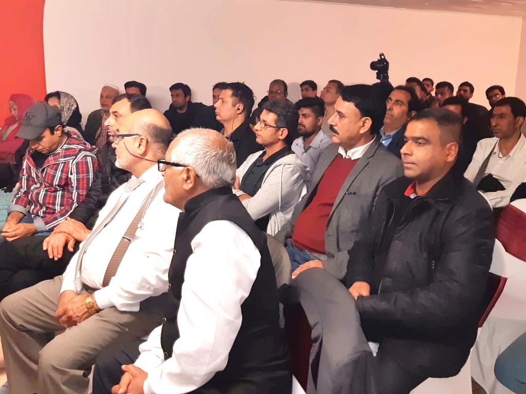 poetry, context, in, favor, of, Kashmiri, People, at, Paris, Roohi Bano, and, other, poets, addressed, the, poetry