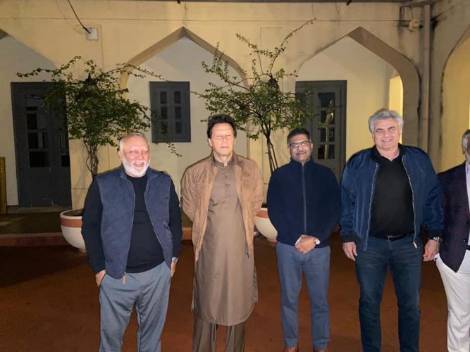 Prime Minister, Imran Khan, to, be, kind, to, his, friends, invited, them, at, Banigala, for, celeberations