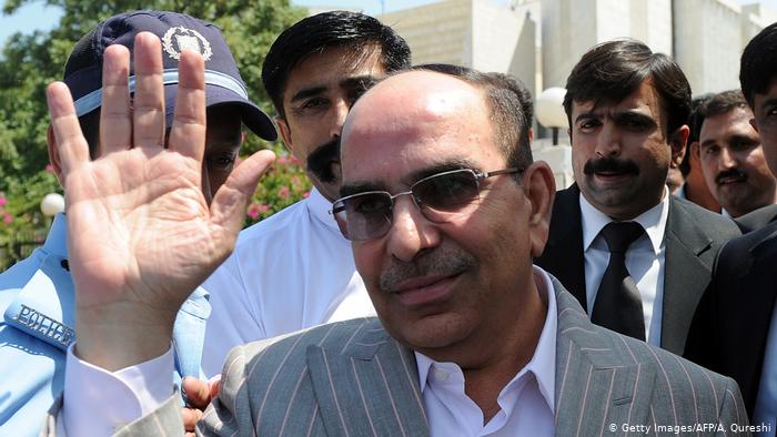 ملک ریاض کا گارڈ میرے اورچڑھ گیا اورعورتوں نے بدتمیزی کی، عظمیٰ خان کی نئی ویڈیو سامنے آگئی، ’آئی ايس آئی کا نام لے کر دھمکی، رياستی اداروں اور نظام کے منہ پر طمانچہ‘