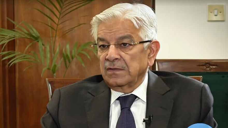خواجہ آصف کا بڑا دعویٰ: پاکستان میں بیوروکریسی ہی واحد طبقہ ہے جو احتساب سے محفوظ رہا