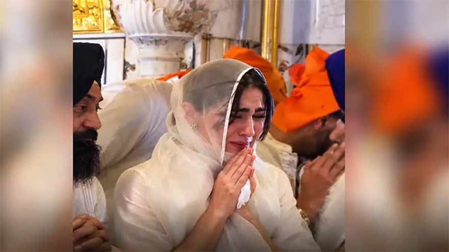 امرتسر کے گولڈن ٹیمپل میں سارہ علی خان کی زیارت کا جذباتی لمحہ وائرل