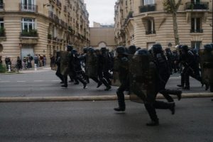 فرانس میں طلبہ احتجاج کے دوران پولیس تشدد کے الزامات پر 36 تحقیقات جاری
