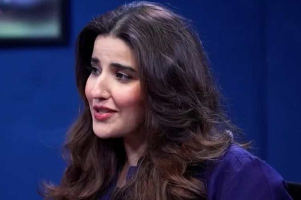 حریم فاروق کا ٹرولنگ پر کھلا بیان: ’دس سال پہلے طے کر لیا تھا کہ پرواہ نہیں کروں گی‘