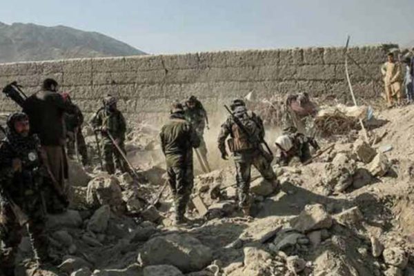 پاک فوج کا افغان طالبان کی بلااشتعال فائرنگ پر بھرپور جواب، شیپولہ بیس کیمپ تباہ
