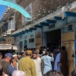 پشاور اسکول سانحہ: ہر جاں بحق بچے کے خاندان کو 10 لاکھ، زخمیوں کو 2 لاکھ روپے معاوضے کا اعلان