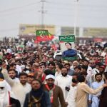 پی ٹی آئی لانگ مارچ ساتویں روز چارسدہ پہنچ گیا، 13 اکتوبر کو صوابی میں اگلے لائحہ عمل کا اعلان ہوگا